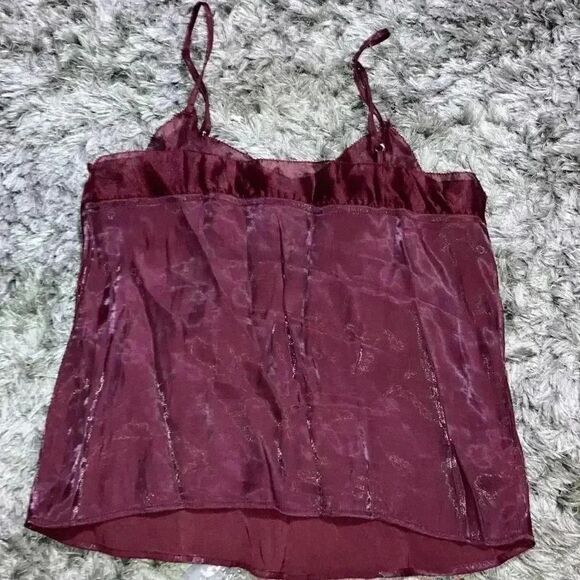 Forever, 21 silk blouse with inside lining, thin and cute size small - Picture 2 of 3